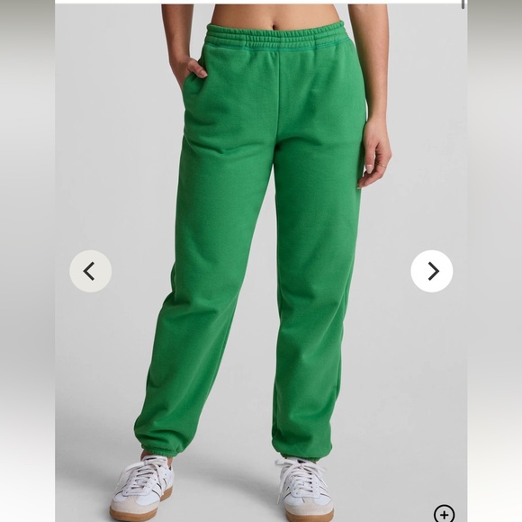 Beyond Yoga Luxe Fleece Sweatpants NEW - Picture 2 of 4